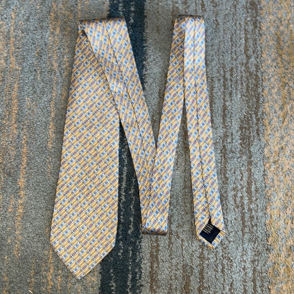 Men’s Gucci tie/Gucci chain links combo 100% silk and in mint condition - Picture 1 of 7
